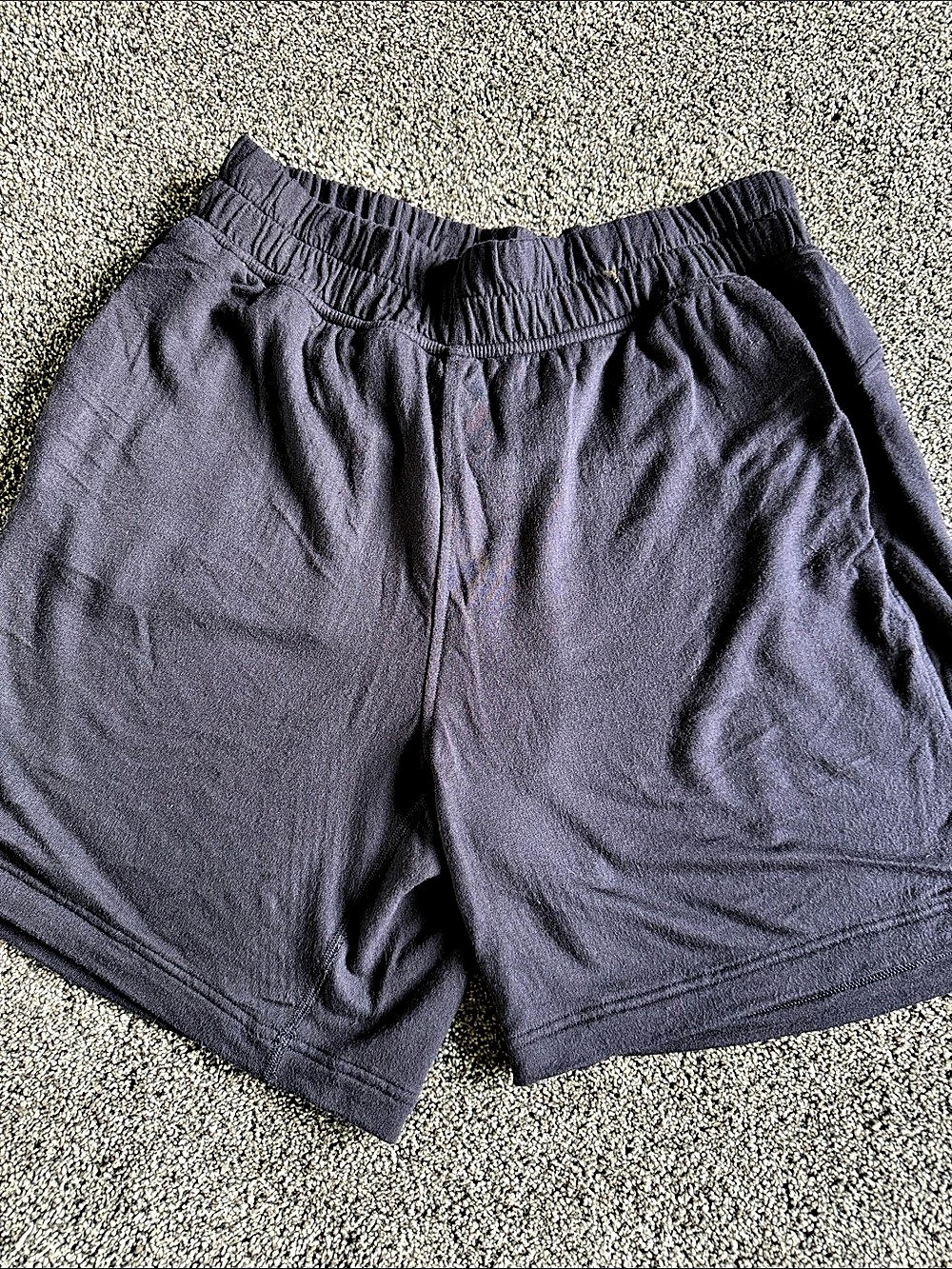 lululemon BeCalm Mid-Rise Short Athletic Shorts Black Small